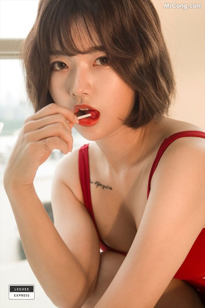 U.Hwa 은유화 47th image