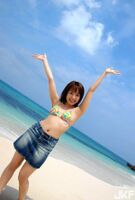 Chikaho Ito Whitening Slender! Beautiful Older Sister (137P)