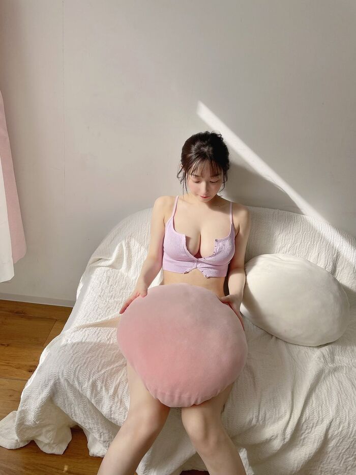 H cup loli big obhidan, swimsuit gravure image is too big www Yanchan extra large bust ban! There is the latest image DVD movie 5th image